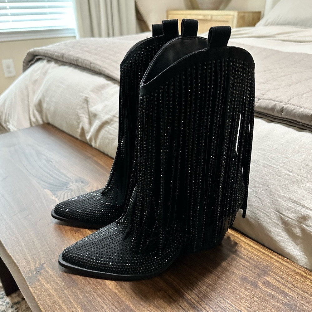 NWOT Jessica Simpson Rhinestone Fringe Ankle Boots